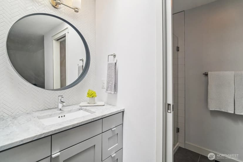 Property photo for 11910 43rd Drive Se, Everett photo 15
