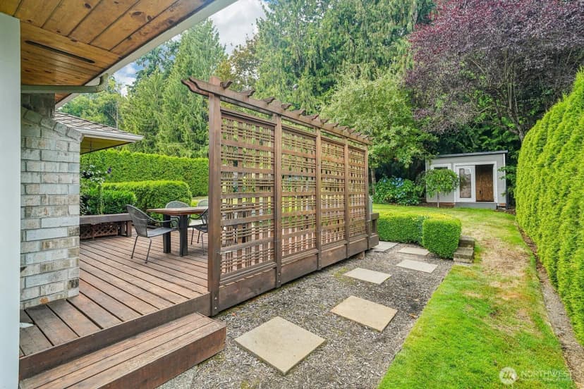 Property photo for 11910 43rd Drive Se, Everett photo 24