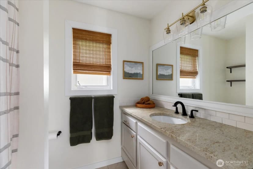 Property photo for 3816 Sterling Place, Anacortes photo 24