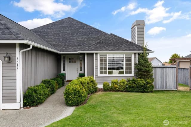 Property photo for 3816 Sterling Place, Anacortes photo 2