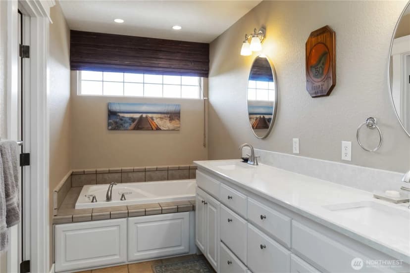 Property photo for 3700 Gracie Place, Longview photo 17