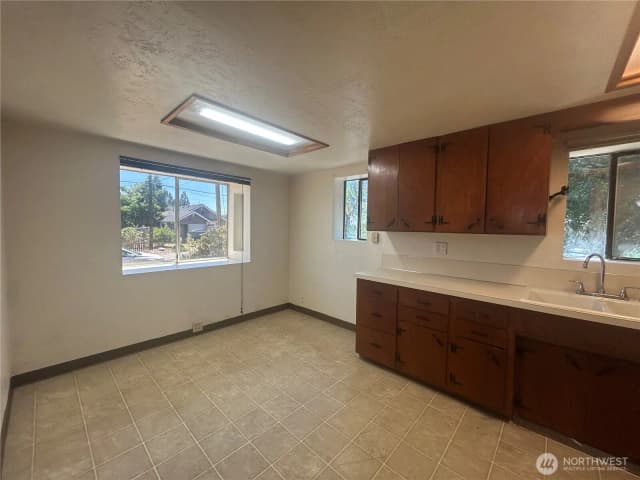 Property photo for 642 Bellevue Avenue, Shelton photo 5