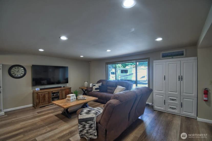 Property photo for 4104 Clearwater Drive Se, Lacey photo 9