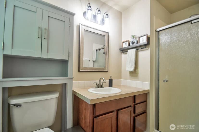 Property photo for 4104 Clearwater Drive Se, Lacey photo 17