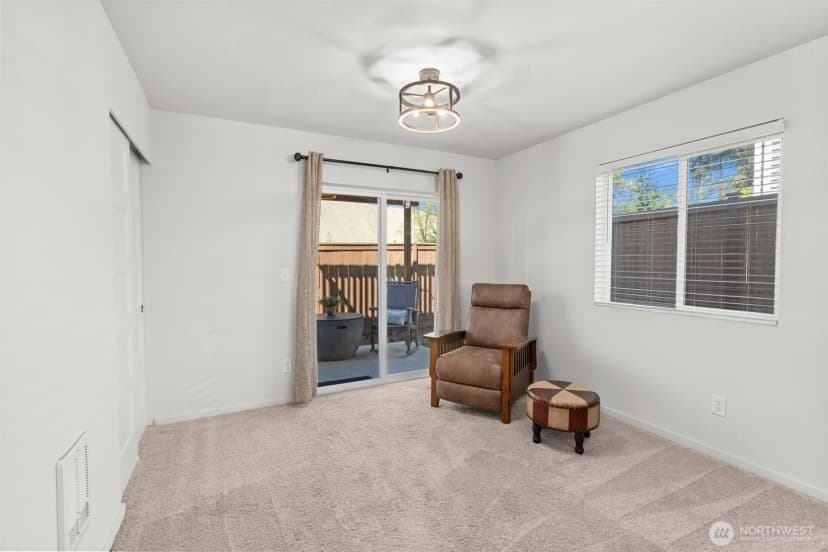 Property photo for 8343 39th Place Ne, Marysville photo 20
