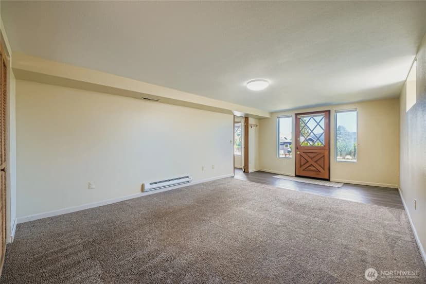 Property photo for 11009 Woodward Avenue S, Seattle photo 20