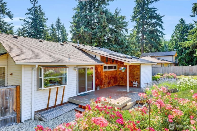 Property photo for 7920 E Glen Drive, Everett photo 32