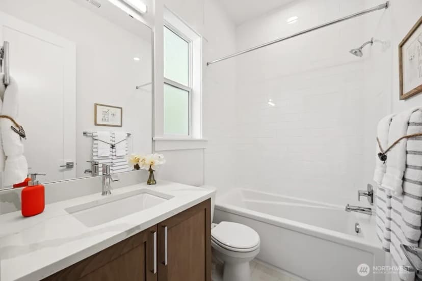 Property photo for 24931 Se 17th Street #3, Sammamish photo 23