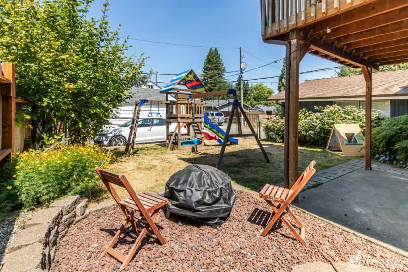 Property photo for 1118 May Avenue, Shelton photo 3