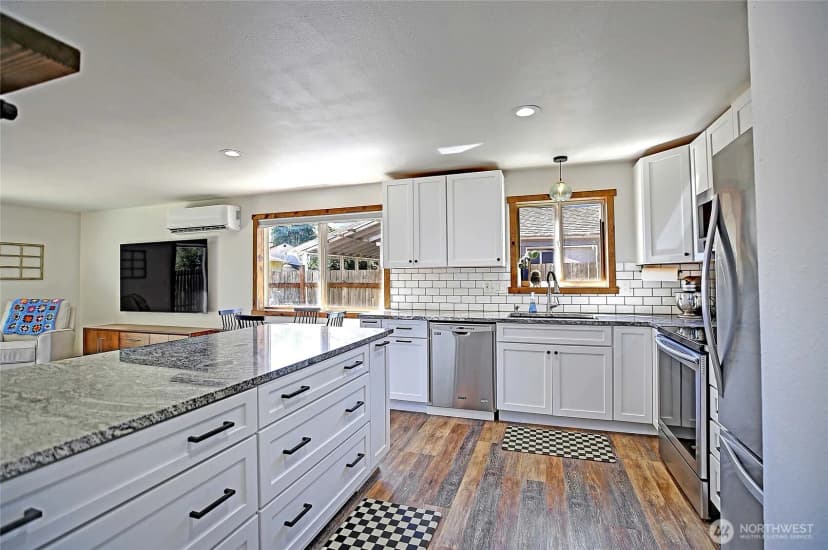 Property photo for 721 N Reed Street, Sedro Woolley photo 4