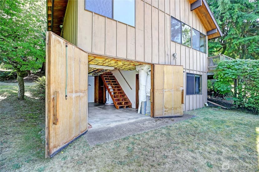 Property photo for 16922 E Lake Goodwin Road, Stanwood photo 29