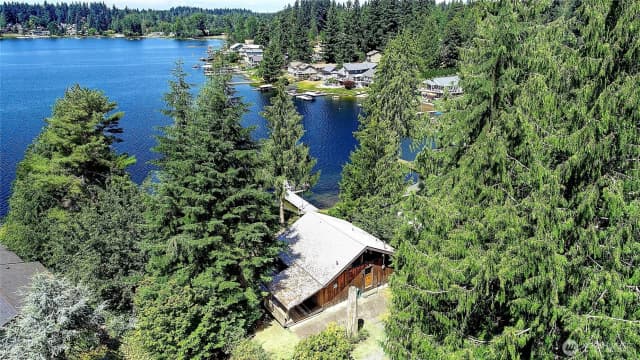 Property photo for 16922 E Lake Goodwin Road, Stanwood photo 5