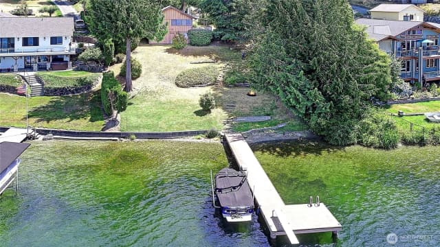 Property photo for 16922 E Lake Goodwin Road, Stanwood photo 4