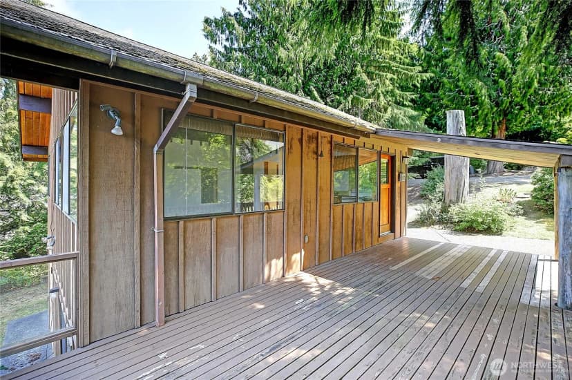 Property photo for 16922 E Lake Goodwin Road, Stanwood photo 13