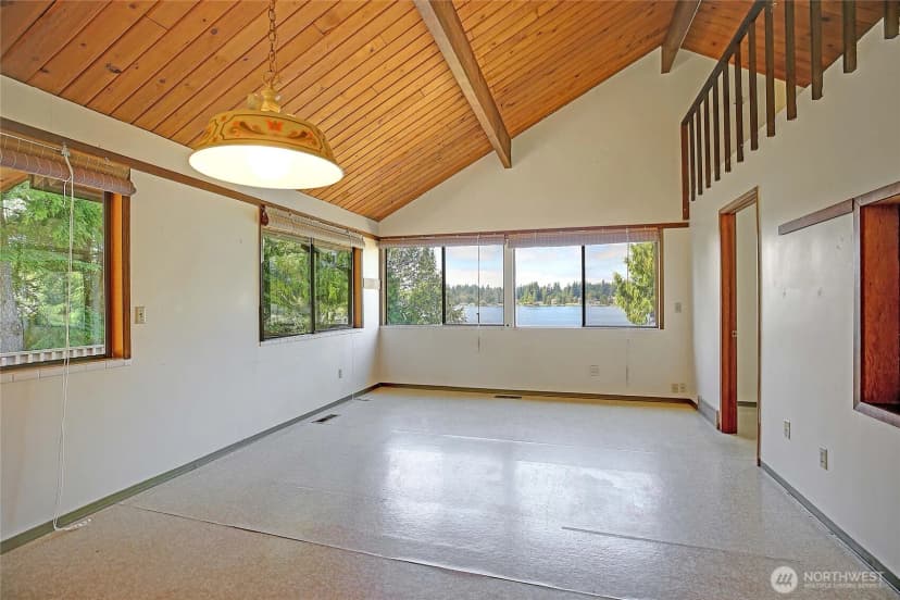 Property photo for 16922 E Lake Goodwin Road, Stanwood photo 17