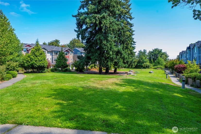 Property photo for 6558 High Point Drive Sw, Seattle photo 25