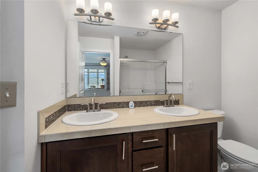 Property photo for 6558 High Point Drive Sw, Seattle photo 19