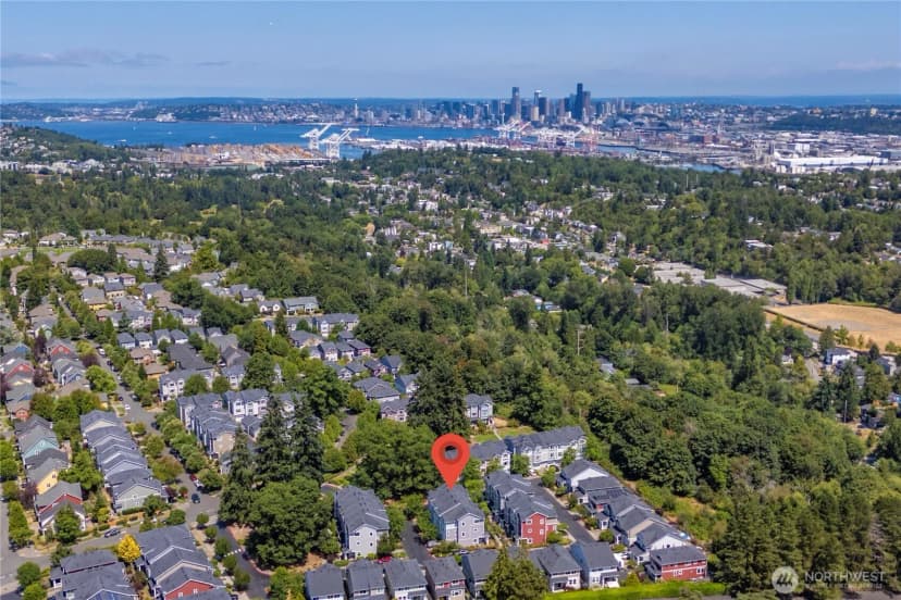 Property photo for 6558 High Point Drive Sw, Seattle photo 27