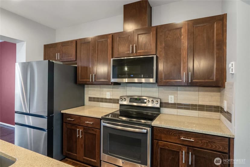 Property photo for 6558 High Point Drive Sw, Seattle photo 5