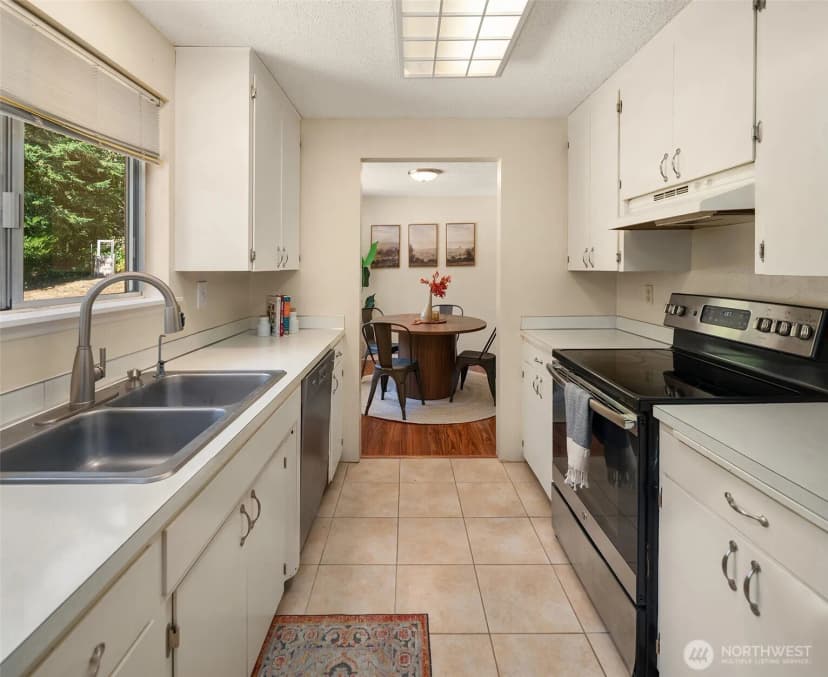 Property photo for 23717 107th Avenue Sw, Vashon photo 16