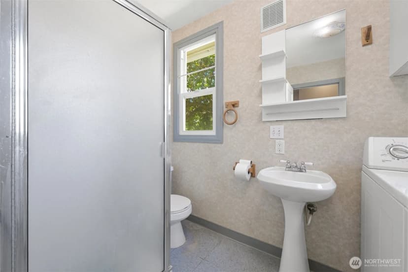 Property photo for 1474 Sunset Avenue, Ferndale photo 14