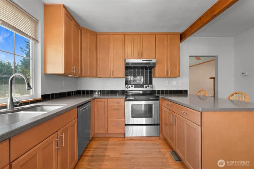 Property photo for 1474 Sunset Avenue, Ferndale photo 12