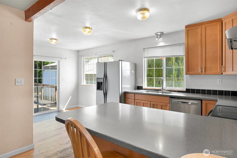 Property photo for 1474 Sunset Avenue, Ferndale photo 9