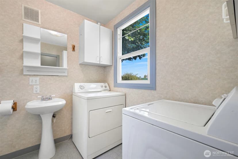Property photo for 1474 Sunset Avenue, Ferndale photo 13
