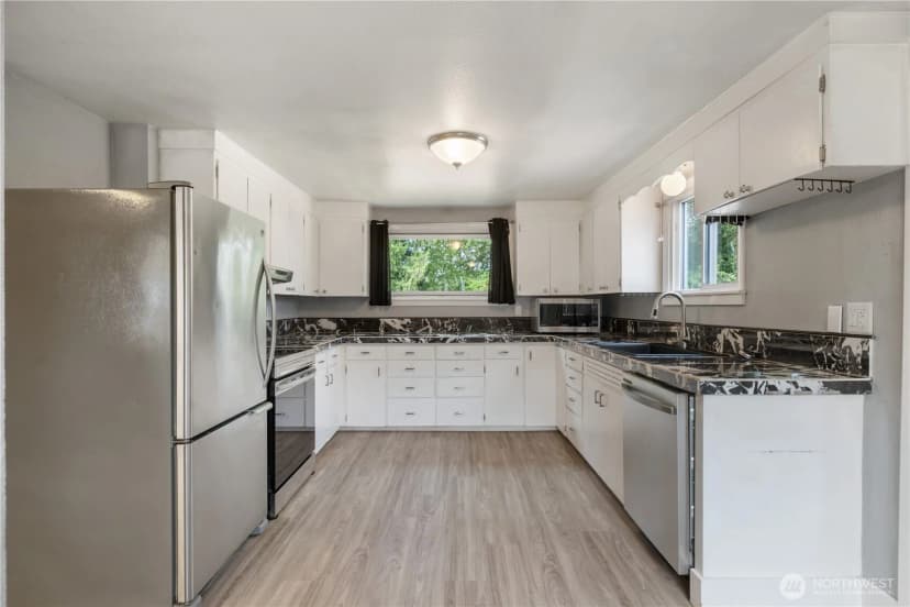 Property photo for 1016 Ash Avenue, Marysville photo 8