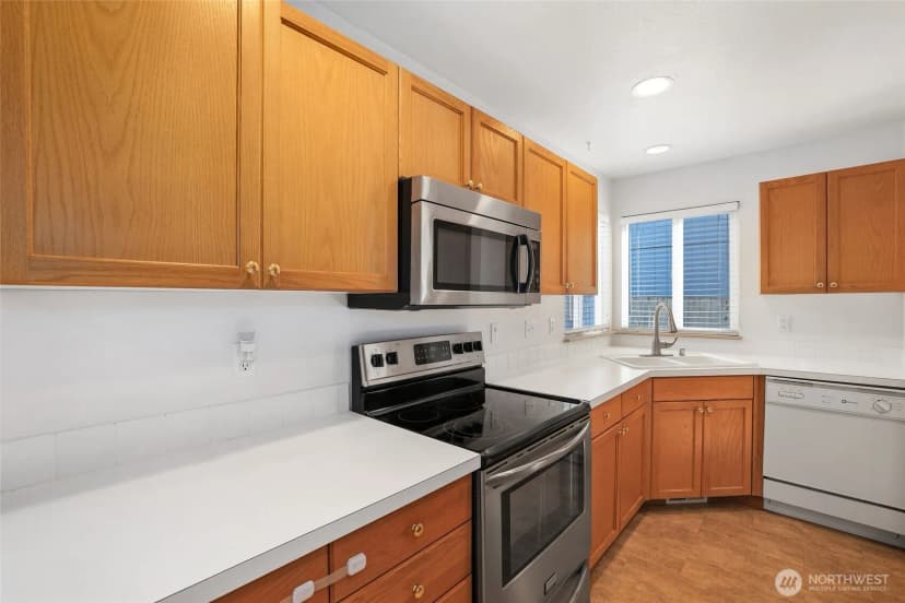 Property photo for 23201 40th Avenue E, Spanaway photo 14