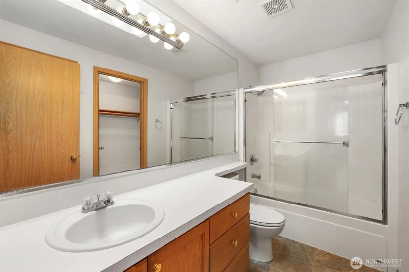 Property photo for 23201 40th Avenue E, Spanaway photo 27