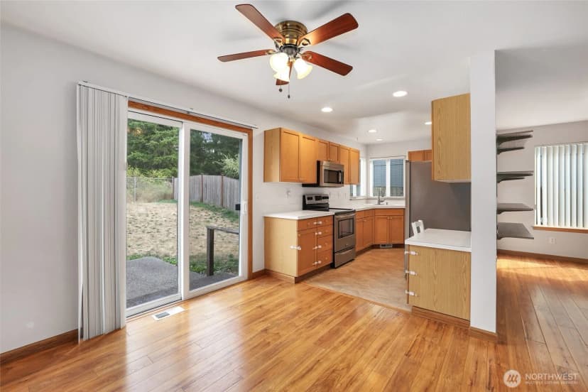 Property photo for 23201 40th Avenue E, Spanaway photo 10