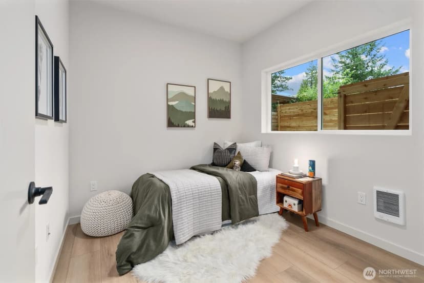 Property photo for 7711 34th Avenue Sw #b, Seattle photo 19