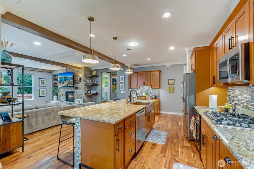 Property photo for 11627 239th Avenue Ne, Redmond photo 6