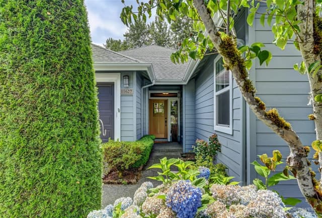 Property photo for 11627 239th Avenue Ne, Redmond