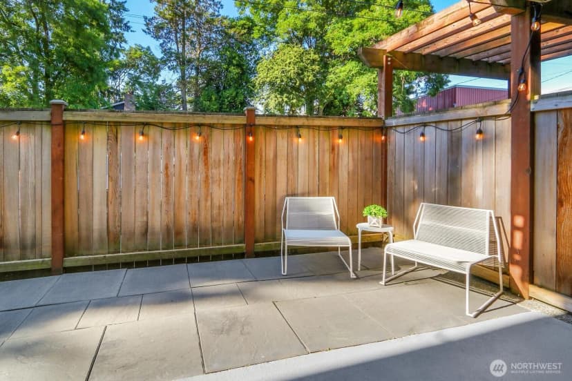 Property photo for 939 N 101st Street #101, Seattle photo 12
