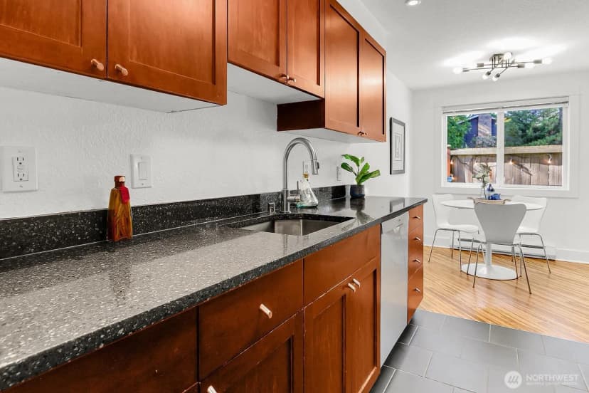 Property photo for 939 N 101st Street #101, Seattle photo 5