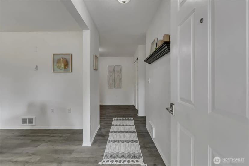 Property photo for 4450 E Agate Road, Shelton photo 3
