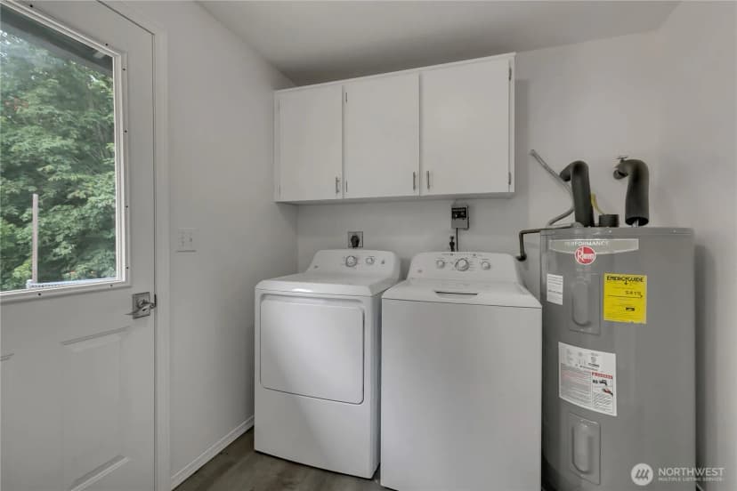 Property photo for 4450 E Agate Road, Shelton photo 16