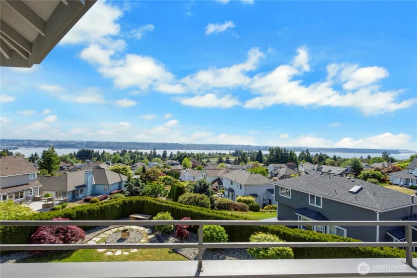 Property photo for 2224 53rd Street Ct Ne, Tacoma photo 24