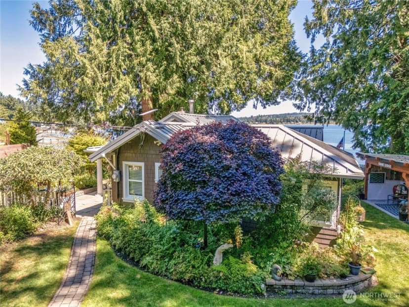 Property photo for 10205 Sw Tillicum Lane, Vashon photo 3