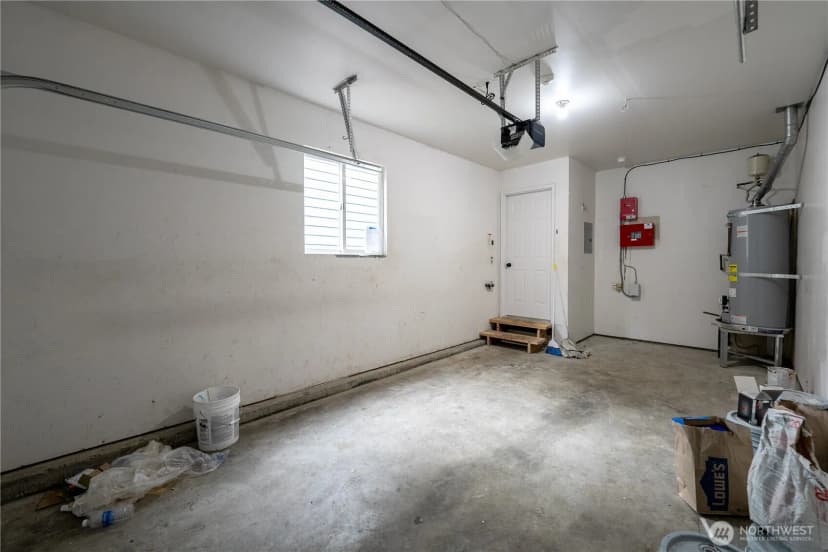 Property photo for 6916 Rainier Drive #b, Everett photo 34