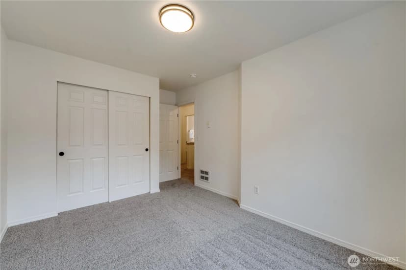 Property photo for 6916 Rainier Drive #b, Everett photo 27