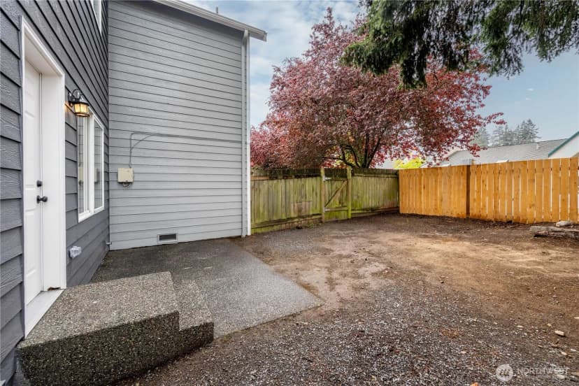 Property photo for 6916 Rainier Drive #b, Everett photo 31
