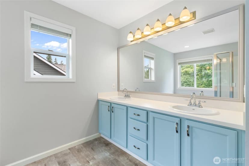 Property photo for 11524 40th Drive Se, Everett photo 11