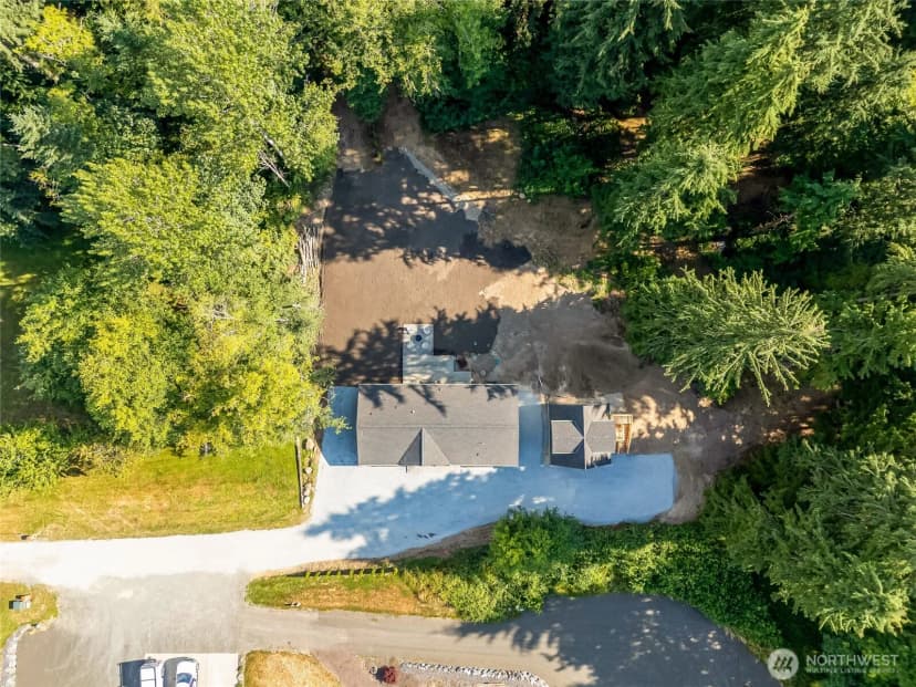 Property photo for 11426 Chain Lake Road, Snohomish photo 34
