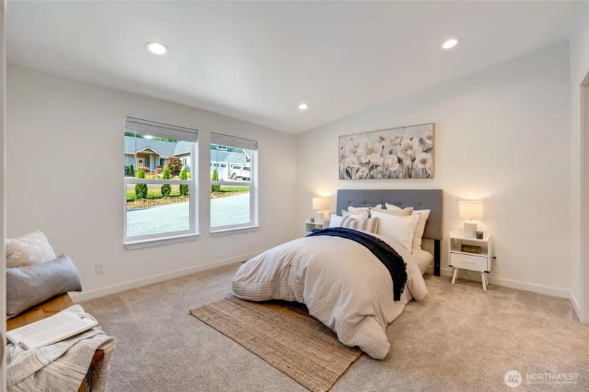 Property photo for 11426 Chain Lake Road, Snohomish photo 17