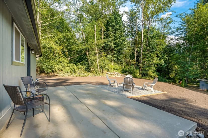 Property photo for 11426 Chain Lake Road, Snohomish photo 21