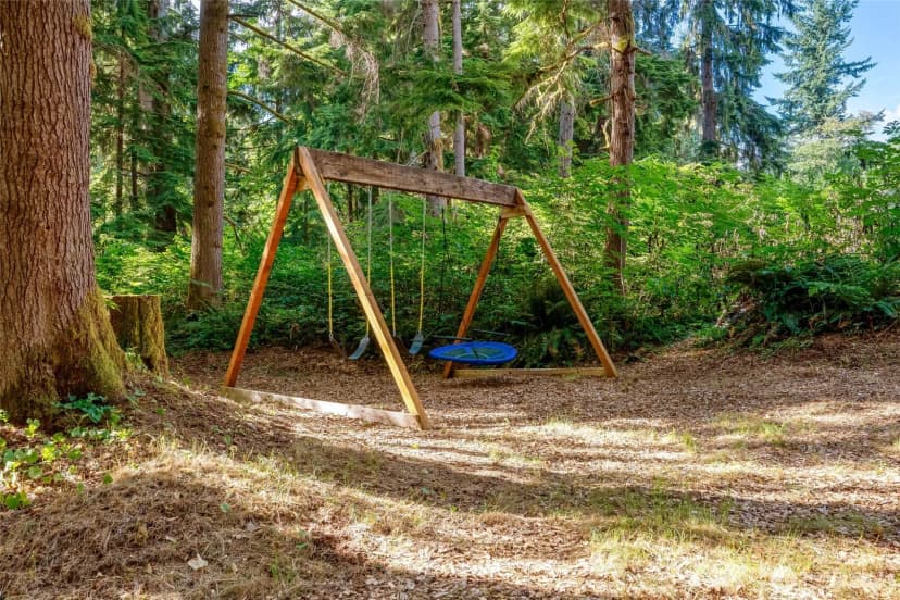 Property photo for 11426 Chain Lake Road, Snohomish photo 26