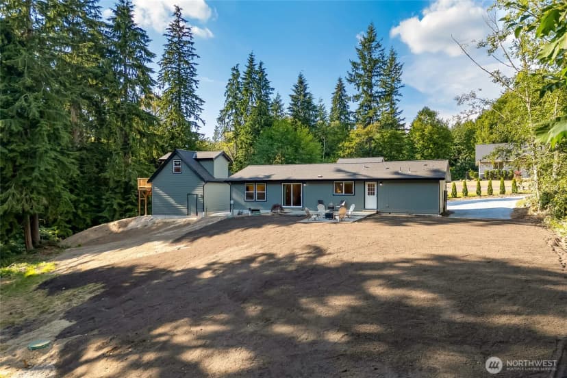 Property photo for 11426 Chain Lake Road, Snohomish photo 24